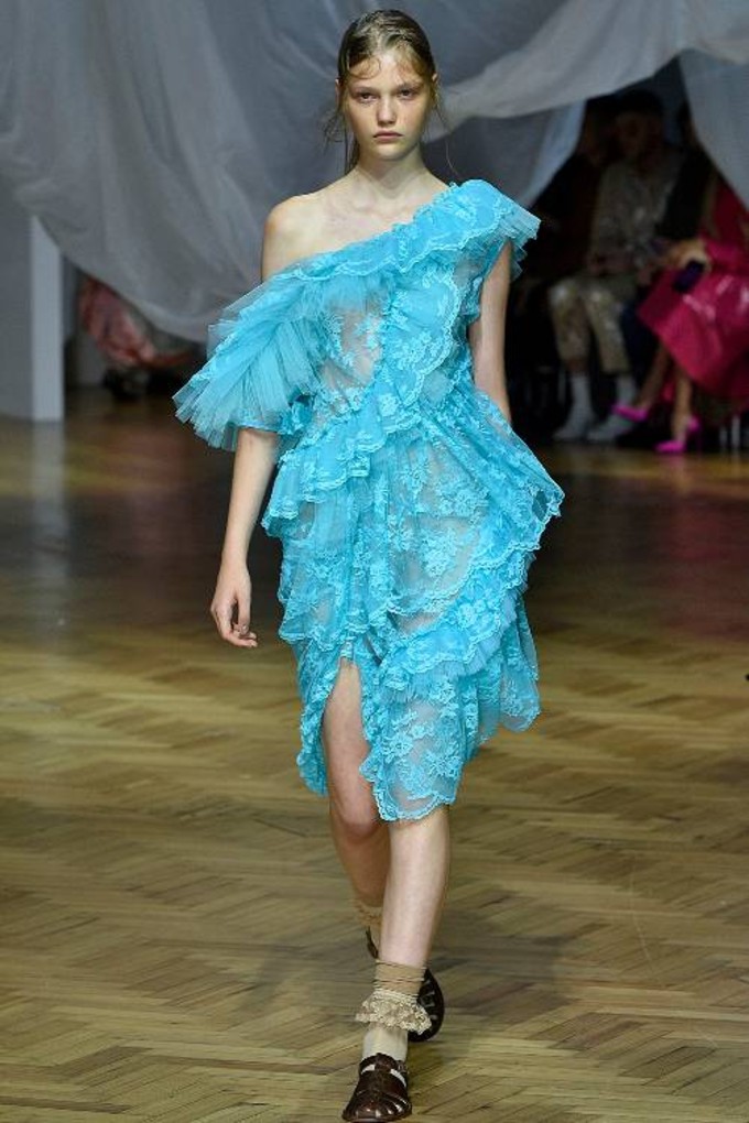1p preen