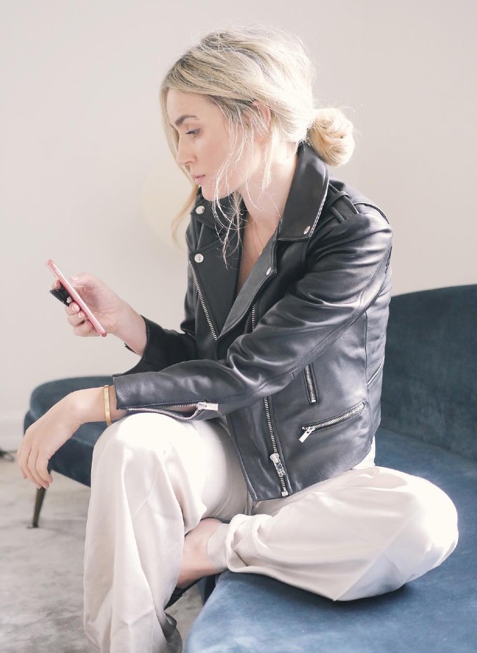 2p 8419
