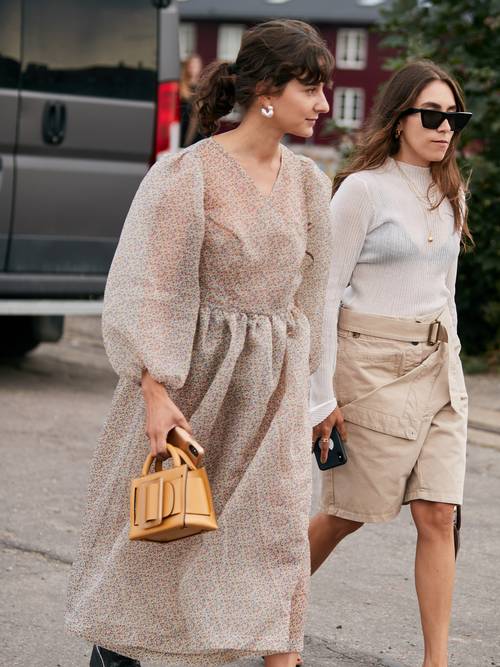 copenhagen-fashion-week-street-style-spring-2020-281722-1565261772055-image.500x0c