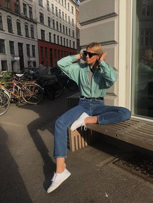 shoes-that-go-with-jeans-281476-1563973282640-image.500x0c