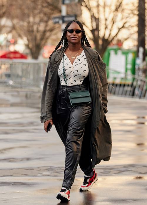 paris-fashion-week-street-style-february-2020-285879-1583184450376-image.500x0c