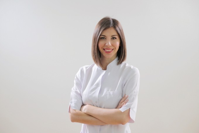 1-elena