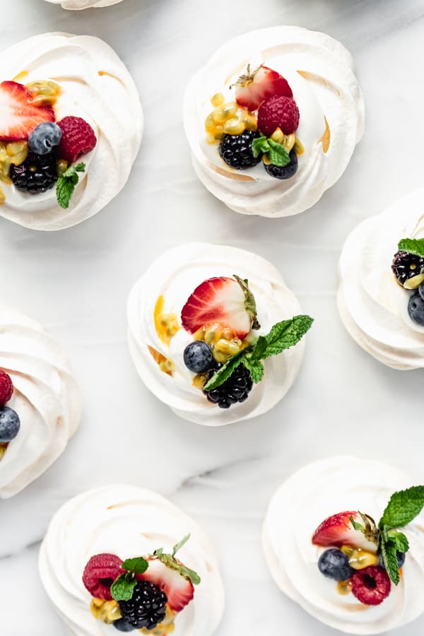 mini-pavlovas-with-coconut-whipped-cream-3