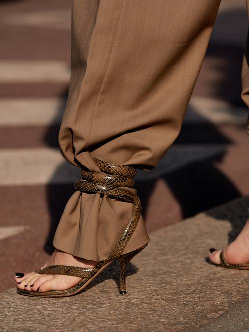summer-trends-street-style-285851-1582904986028-image.500x0c