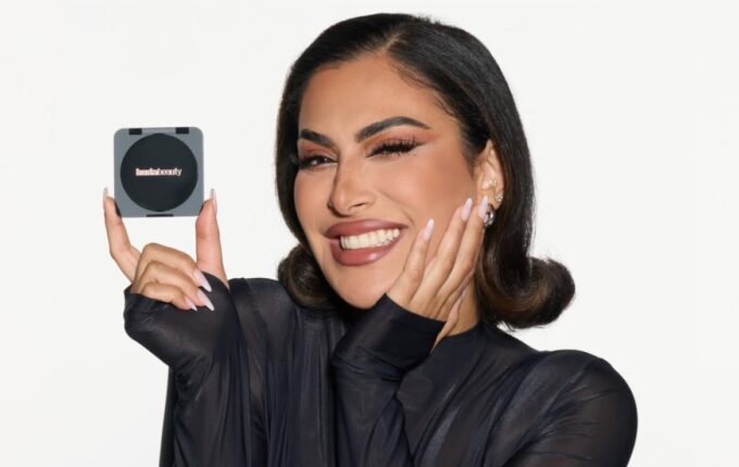 Huda Beauty Easy Bake Pressed Powder