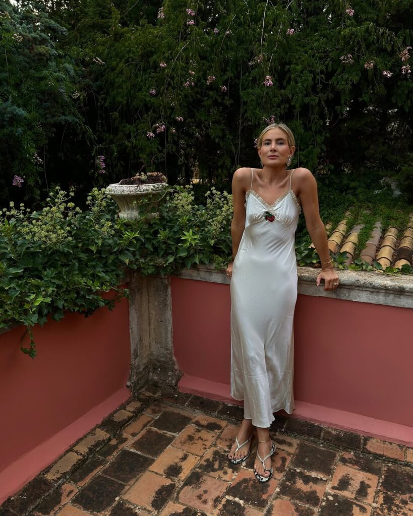 All white kombinacije