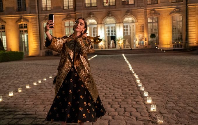 Emily in Paris 6